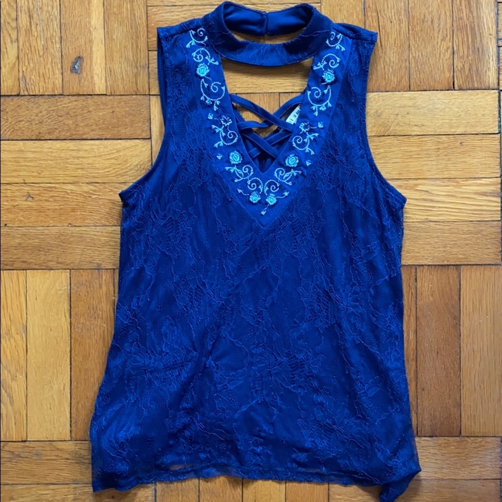 Deep blue Mi Ami top from Francesca’s.